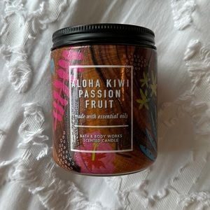 Bath & Body Works Candle